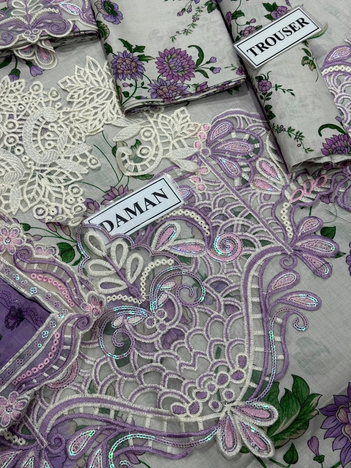 Nureh Embroidered Lawn 3 Piece Unstitched Suit NL-WM-NE-231