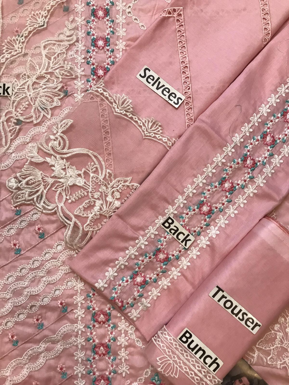Pink Luxury Chicken Kari Embroidered Lawn 3 piece Unstitched Dress - cssl