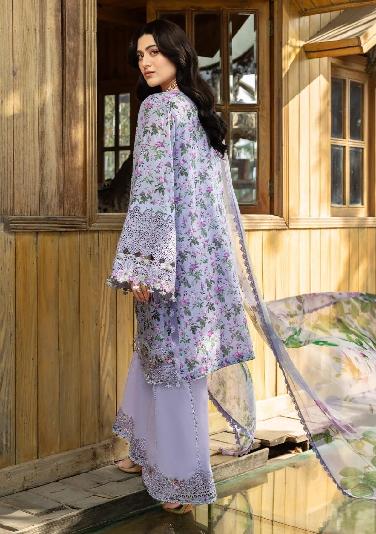Elaf Embroidered Lawn 3 Piece Unstitched Suit EL-ERC-06B