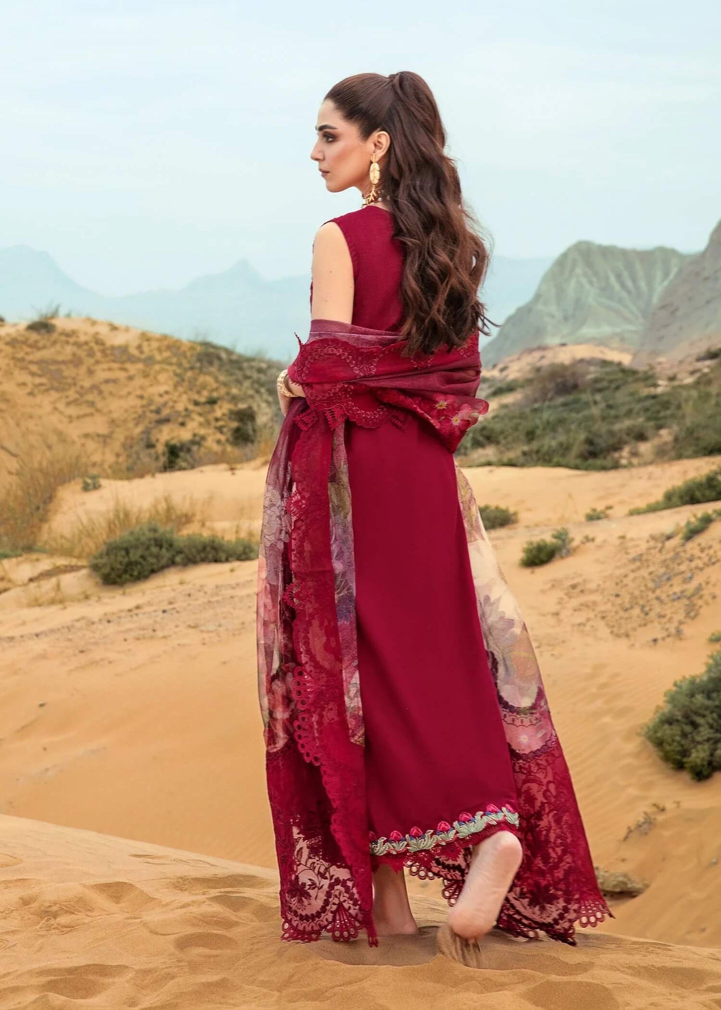 Luxury Chicken Kari Embroidered Lawn Dress 3 piece Unstitched